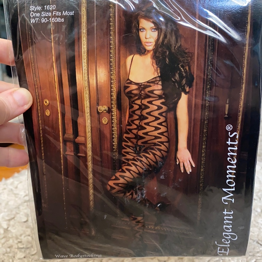 ♥️ NWT Elegant Moments Black Wave Bodystocking